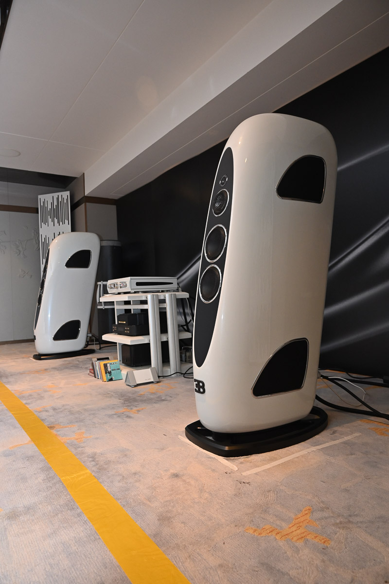 1775483152115079.jpg 2.jpg