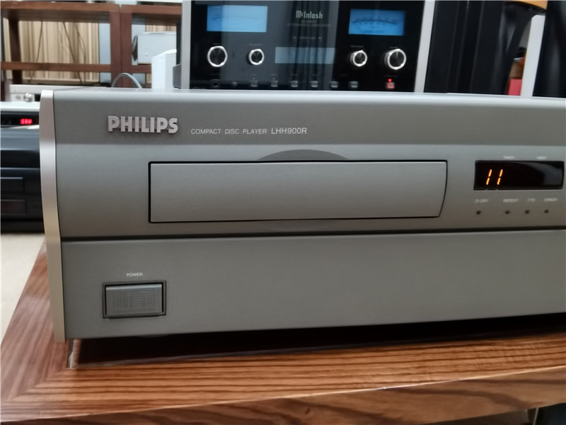 PHILIPS COMPACT PLAYER LHH900R-